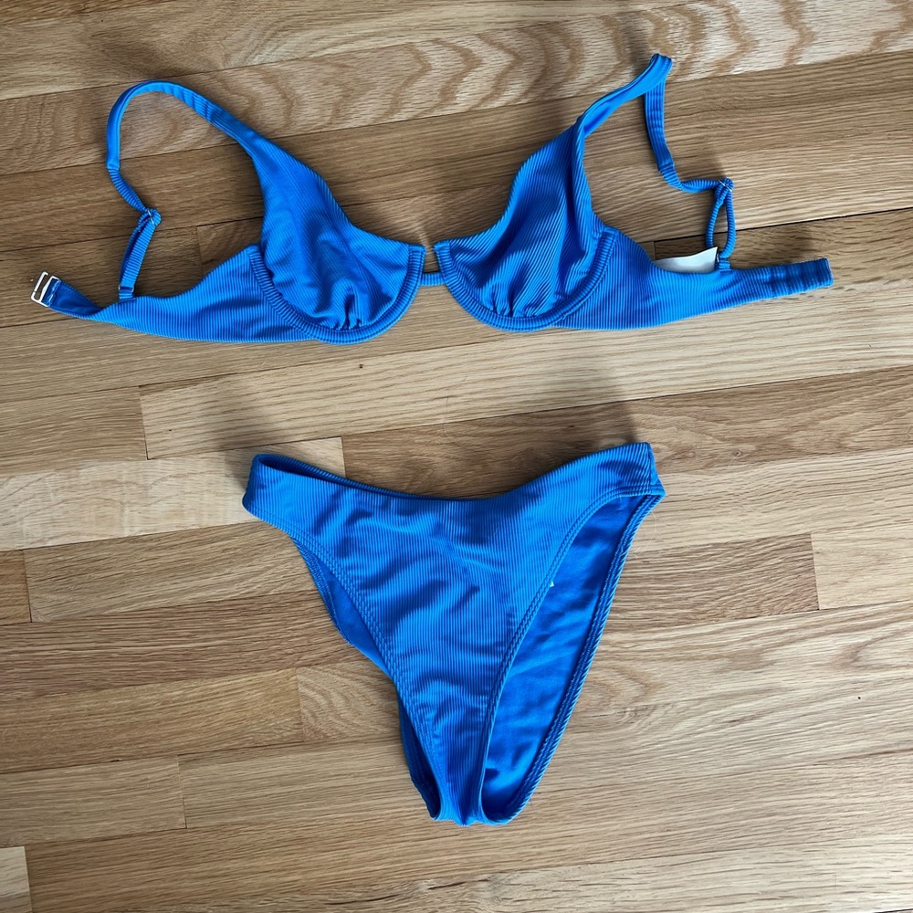 Abercrombie & Fitch bathing suit